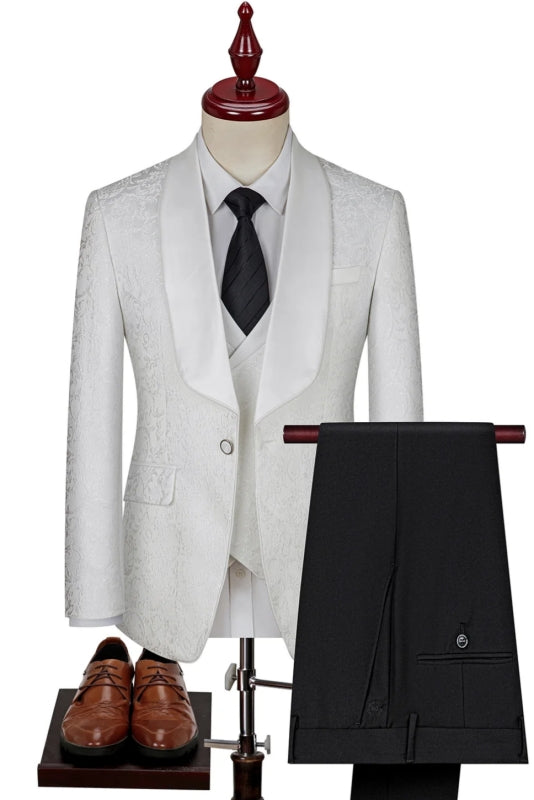 Glamorous White Jacquard Shawl Lapel Three Pieces Wedding Suits