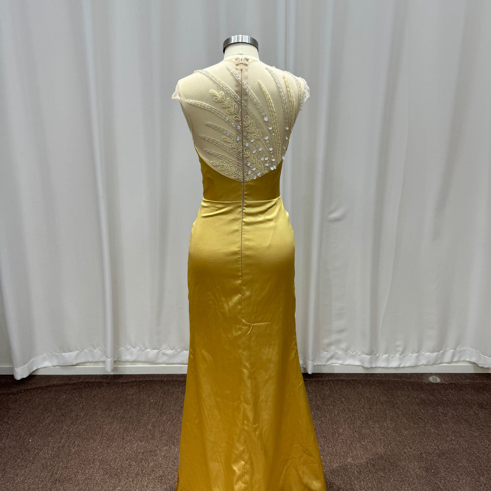 
                  
                    Gold Sleeveless Satin Long Mermaid Evening Dresses with Beaded
                  
                
