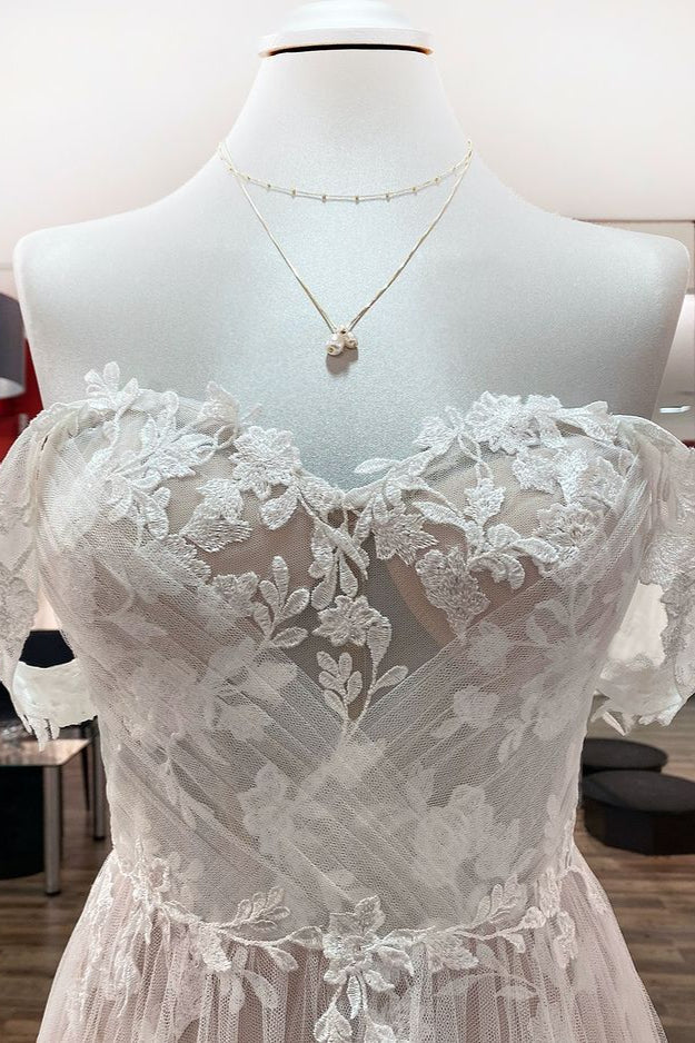Gorgeous Long A-line Off-the-shoulder Tulle Appliques Lace Wedding Dress-BIZTUNNEL