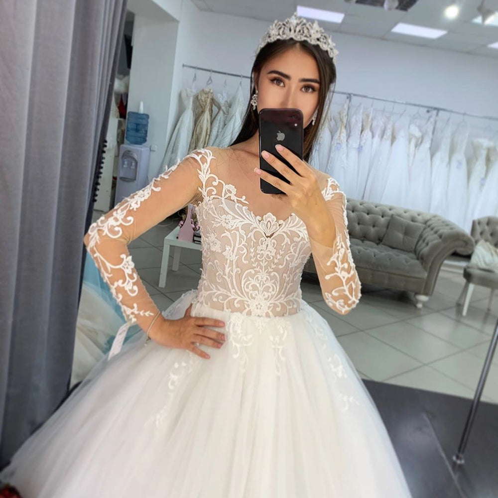Gorgeous Long Ivory A-line Tulle Lace Wedding Dresses with Sleeves main image 1