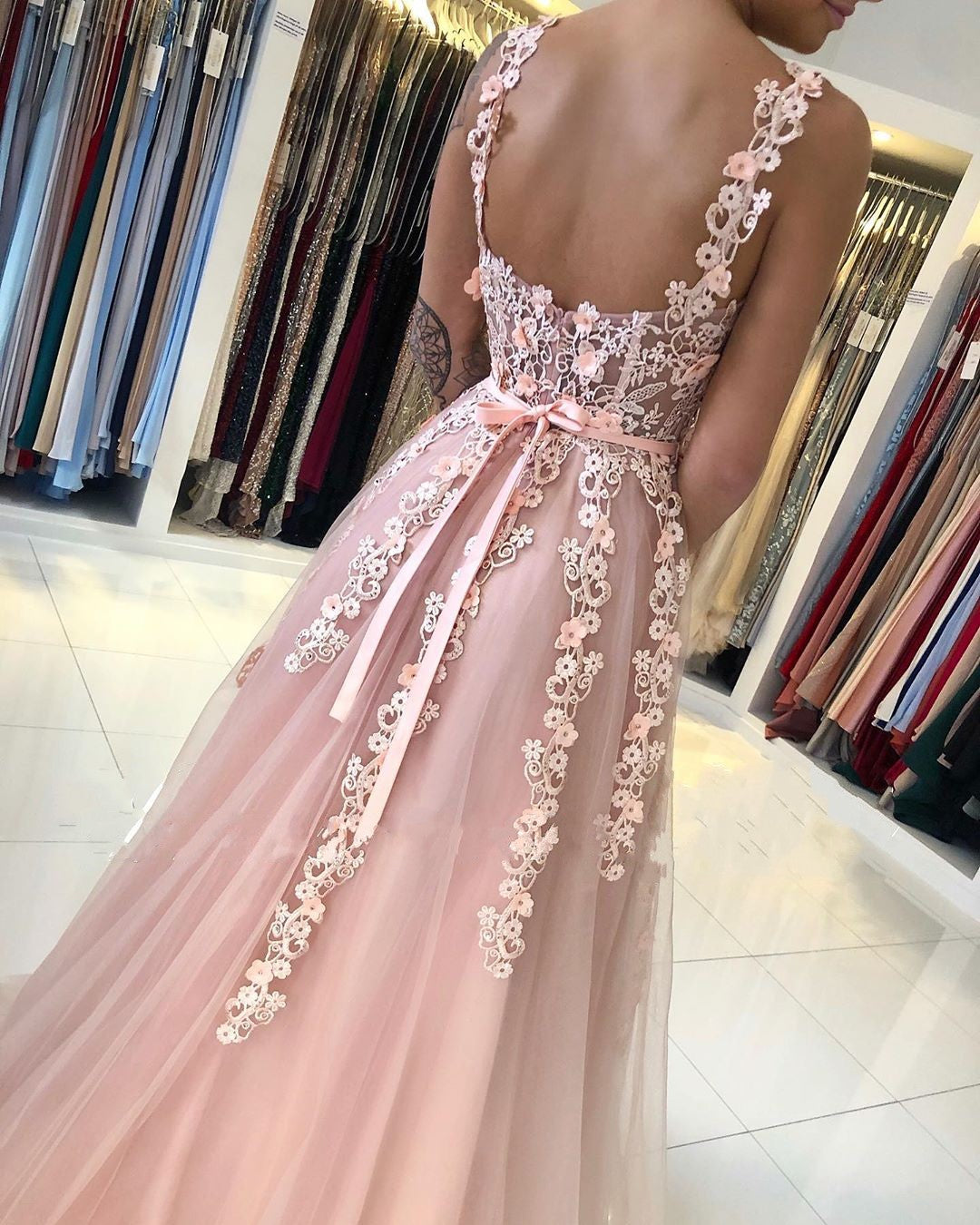 Gorgeous Long Open Back Tulle Lace A-line Prom Dress-BIZTUNNEL