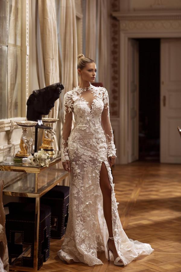 Gorgeous Long Sleeves A-line Jewel Tulle Lace Backless Wedding Dresses with Slit-BIZTUNNEL