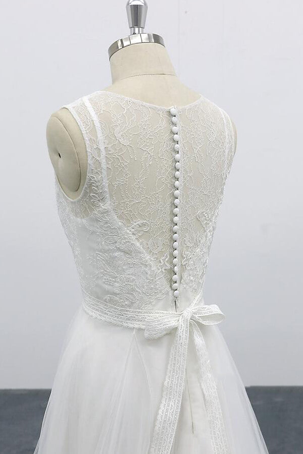 Laden Sie das Bild in den Galerie-Viewer, Graceful Long A-line Appliques Tulle Backless Wedding Dress-BIZTUNNEL
