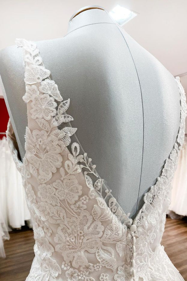 Charger l&amp;#39;image dans la galerie, Graceful Long A-line Tulle V Neck Lace Open Back Wedding Dresses-BIZTUNNEL
