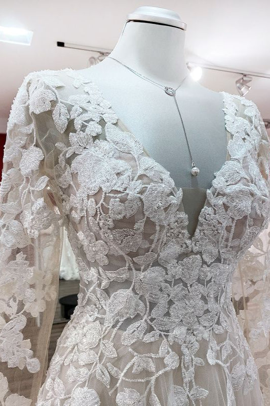 Charger l&amp;#39;image dans la galerie, Ivory A-line Tulle Long Sleeves Lace Appliques Open Back Wedding Dresses-BIZTUNNEL
