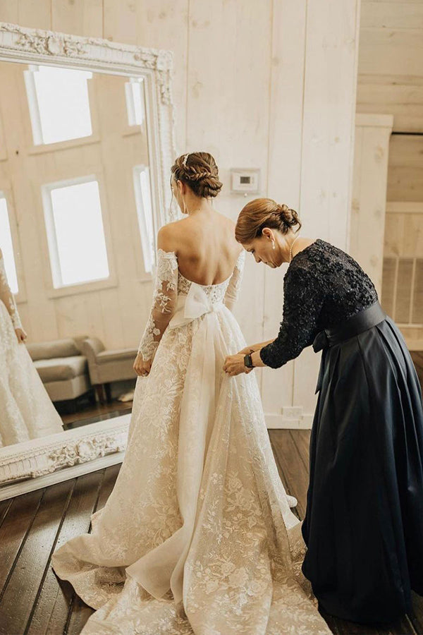 Chic Long A-line Off-the-shoulder Sleeveless Wedding Dress With Detachable Train