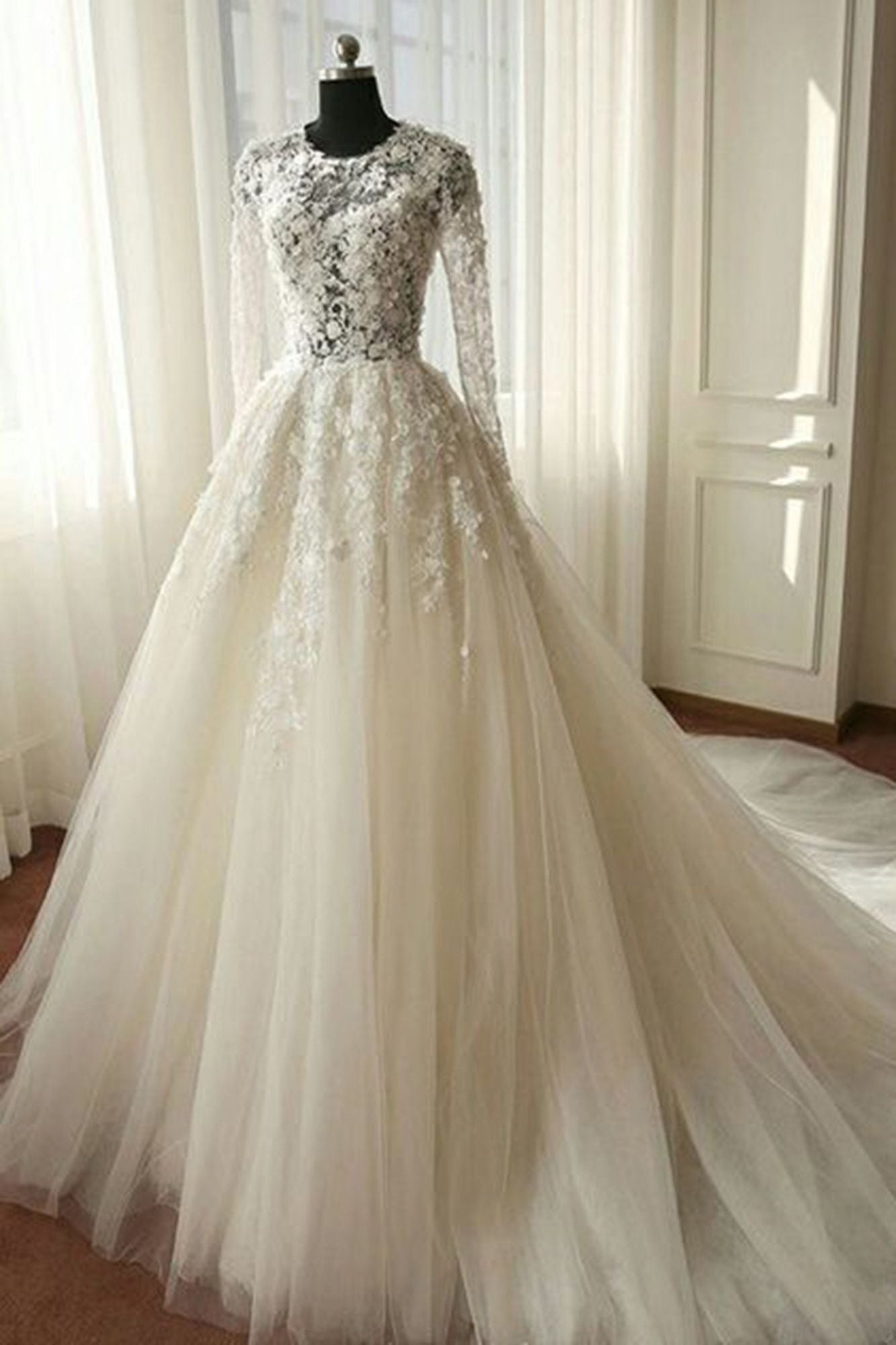 Long A-line Organza Lace Wedding Dresses with Sleeves-BIZTUNNEL