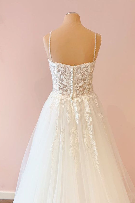 Long A-Line Sweetheart Tulle Appliques Lace Wedding Dress-BIZTUNNEL