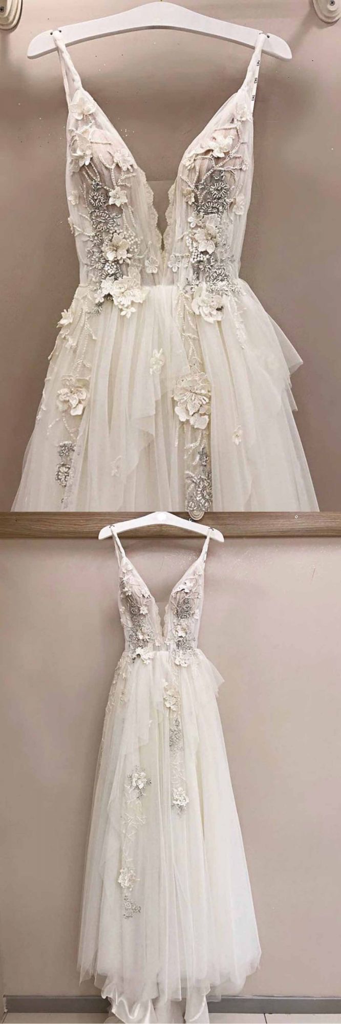 Charger l&amp;#39;image dans la galerie, Long A-line Tulle V Neck Lace Applique Wedding Dress-BIZTUNNEL
