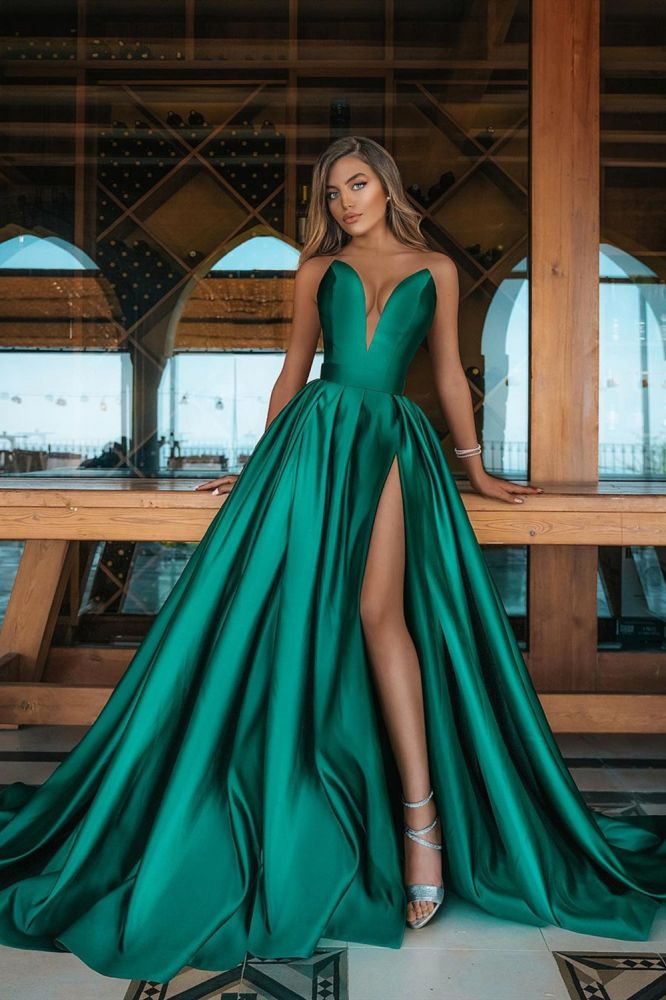 Load image into Gallery viewer, Long A-line V-neck Emerald Green Prom Dress With Slit-BIZTUNNEL
