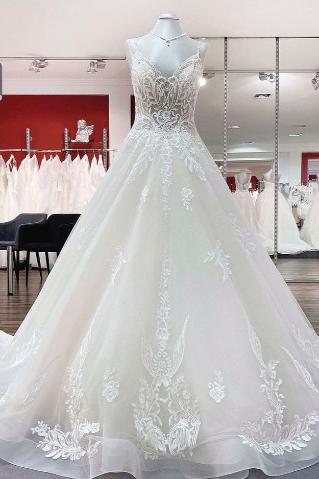 Vintage Ball Gown Strapless Tulle Lace With Gloves Long Wedding Dresses