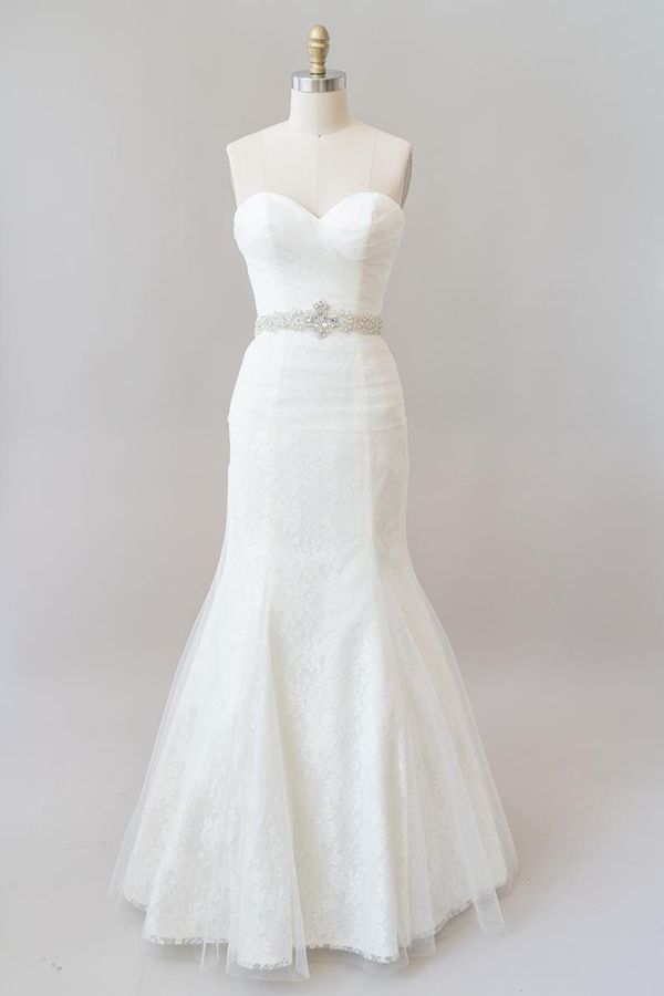 Long Mermaid Strapless Tulle Lace Wedding Dress-BIZTUNNEL