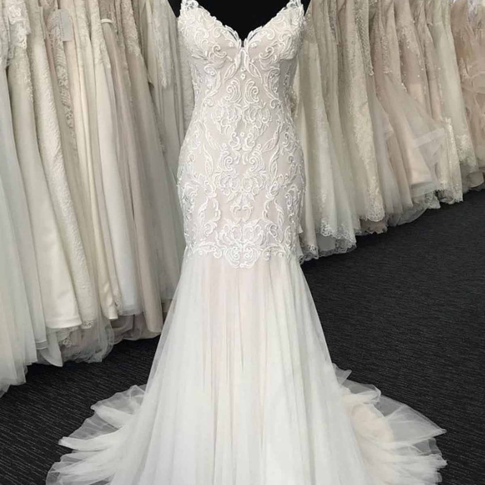 Long Mermaid Tulle V Neck Lace Wedding Dress-BIZTUNNEL
