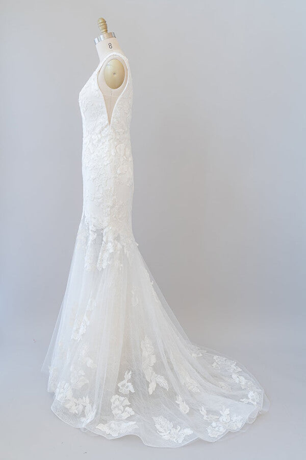 Long Mermaid V-neck Appliques Tulle Lace Wedding Dress-BIZTUNNEL
