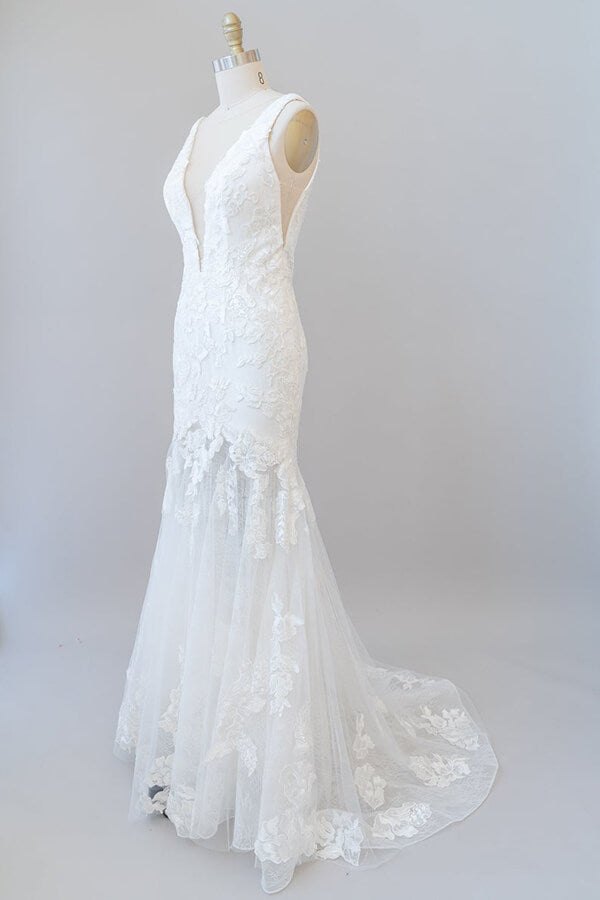 Long Mermaid V-neck Appliques Tulle Lace Wedding Dress-BIZTUNNEL