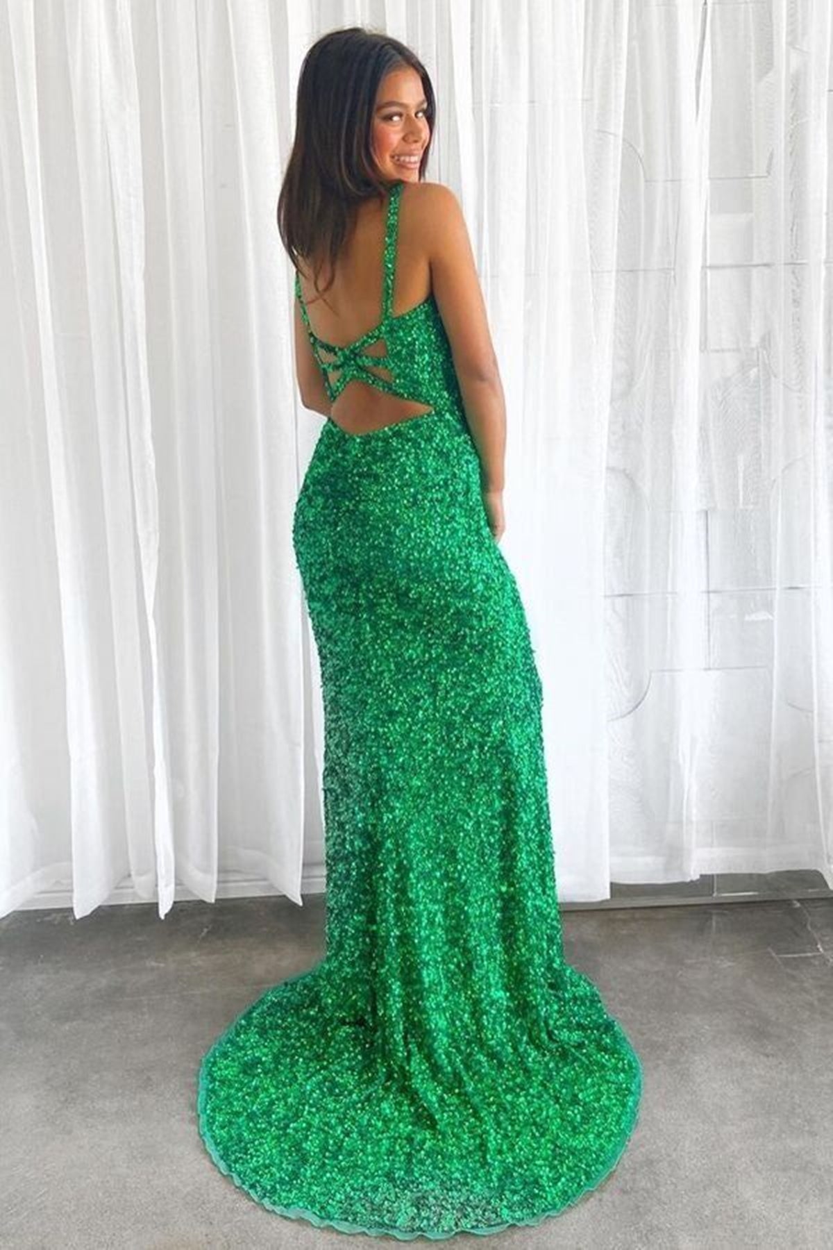 Long Mermaid V-neck Sequins Backless Prom Dress with Slit Green Formal Evening Gowns-BIZTUNNEL
