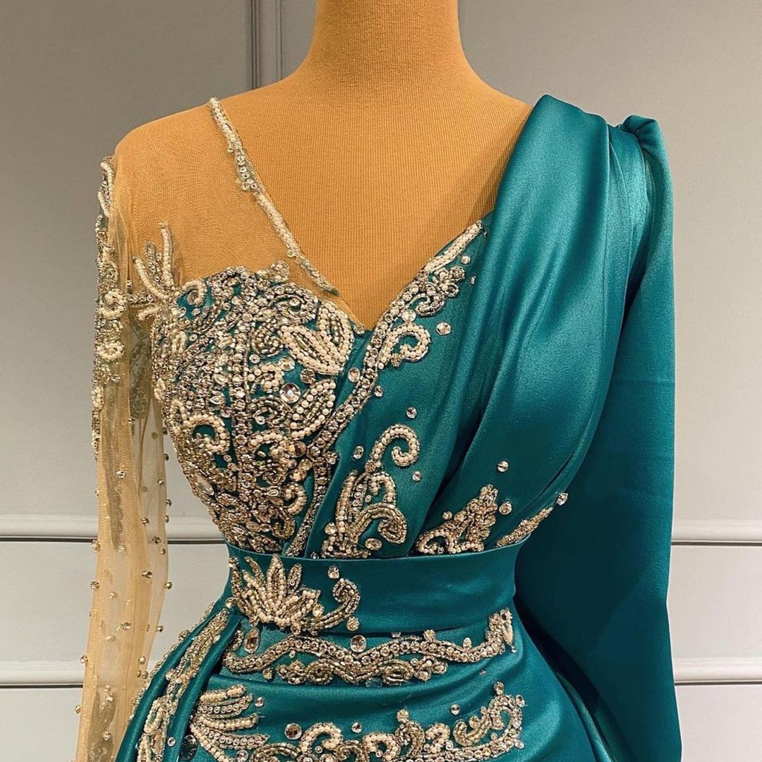 Long Sleeves Mermaid V-neck Satin Prom Dress with Side Swept Wrap Long Sleeves Mermaid V-neck Satin Prom Dress with Side Swept Wrap