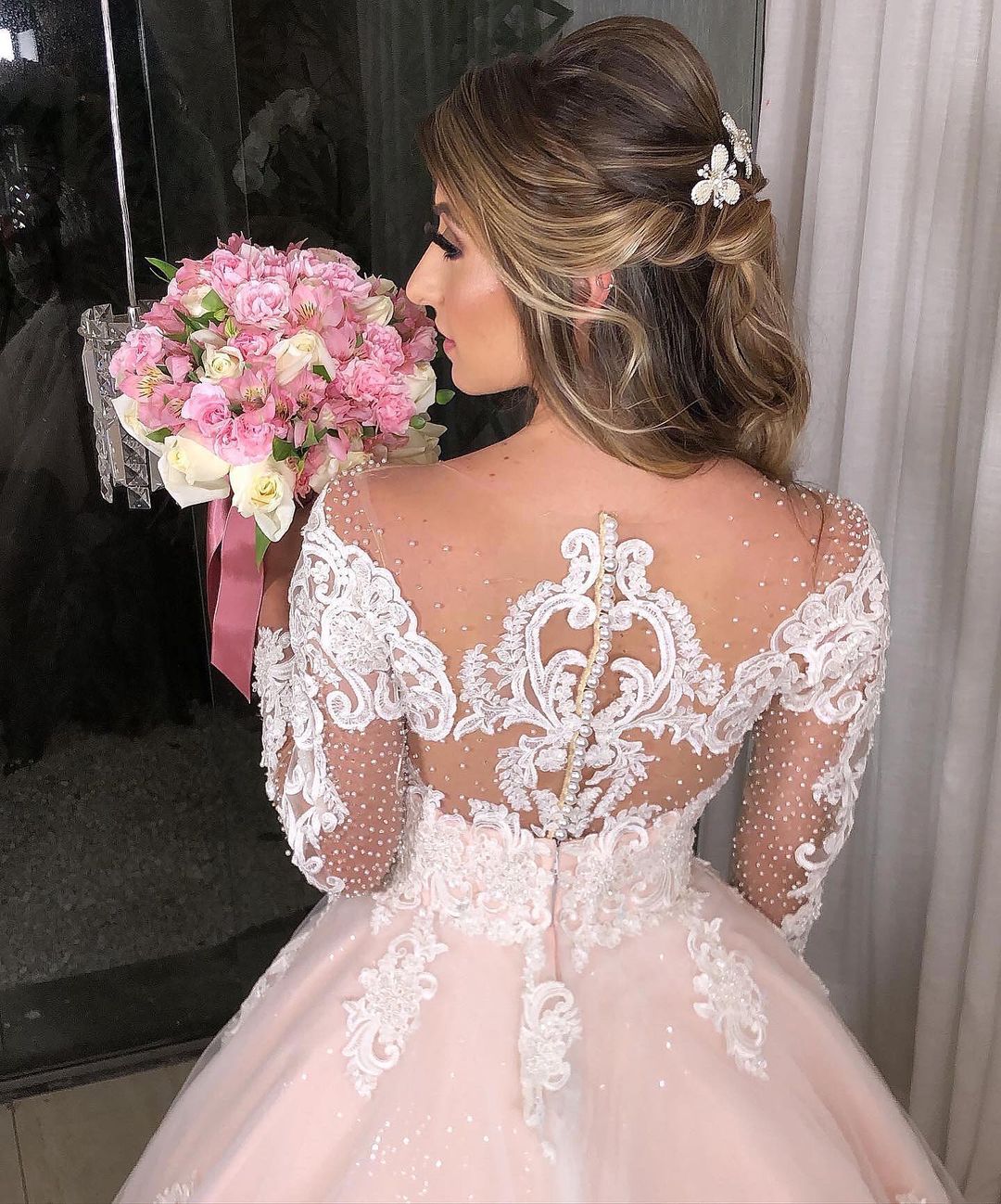Long Sleeves Princess Off-the-shoulder Tulle Floral Lace Appliques Wedding Dress-BIZTUNNEL
