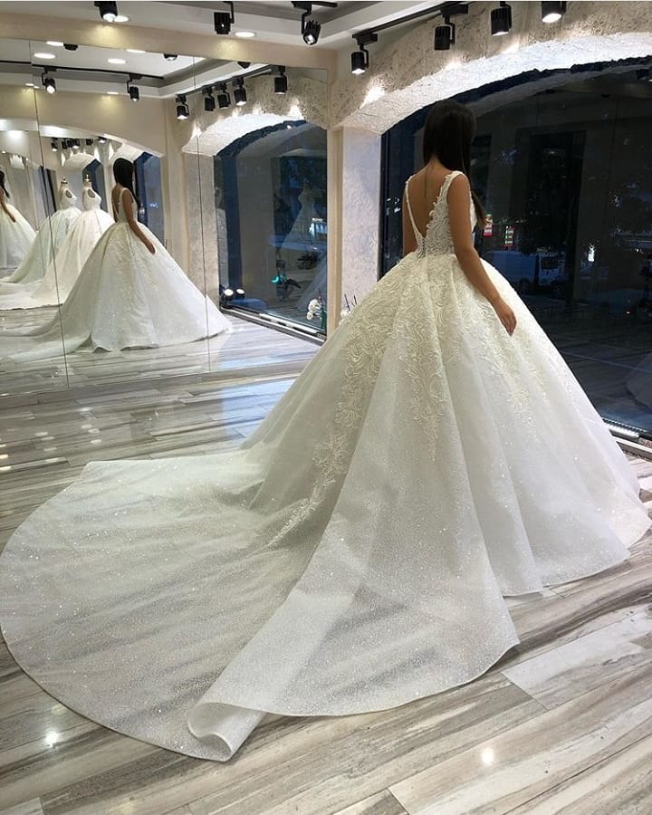 Ball Gown Long Sleeves Sweetheart Tulle Appliques Wedding Dresses LBQW0139 main image 1