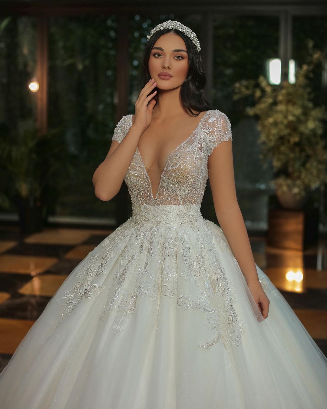 Luxury Long A-line V-neck Beads Tulle Glitter Wedding Dress with Cap Sleeves Luxury Long A-line V-neck Beads Tulle Glitter Wedding Dress with Cap Sleeves