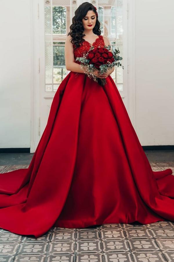 Red Wedding Dresses Lace Applique Beaded Princess Ball Gowns Train Bridal  Dress | Newarrivaldress.com