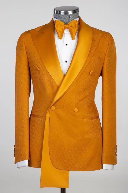 Caden Modern Gold Peaked Lapel Double Breated Prom Suits