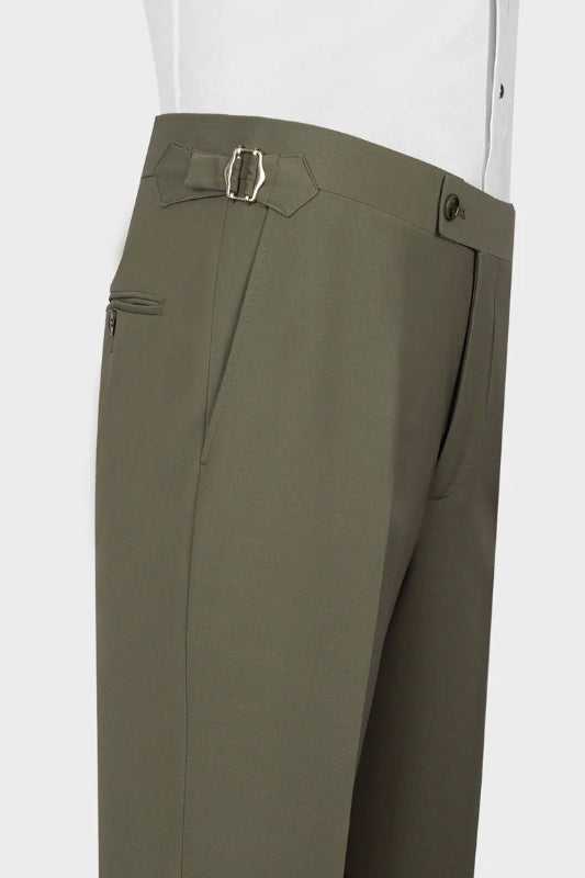 
                  
                    Powell Green Peaked Lapel Three Pieces Business Men Suits
                  
                