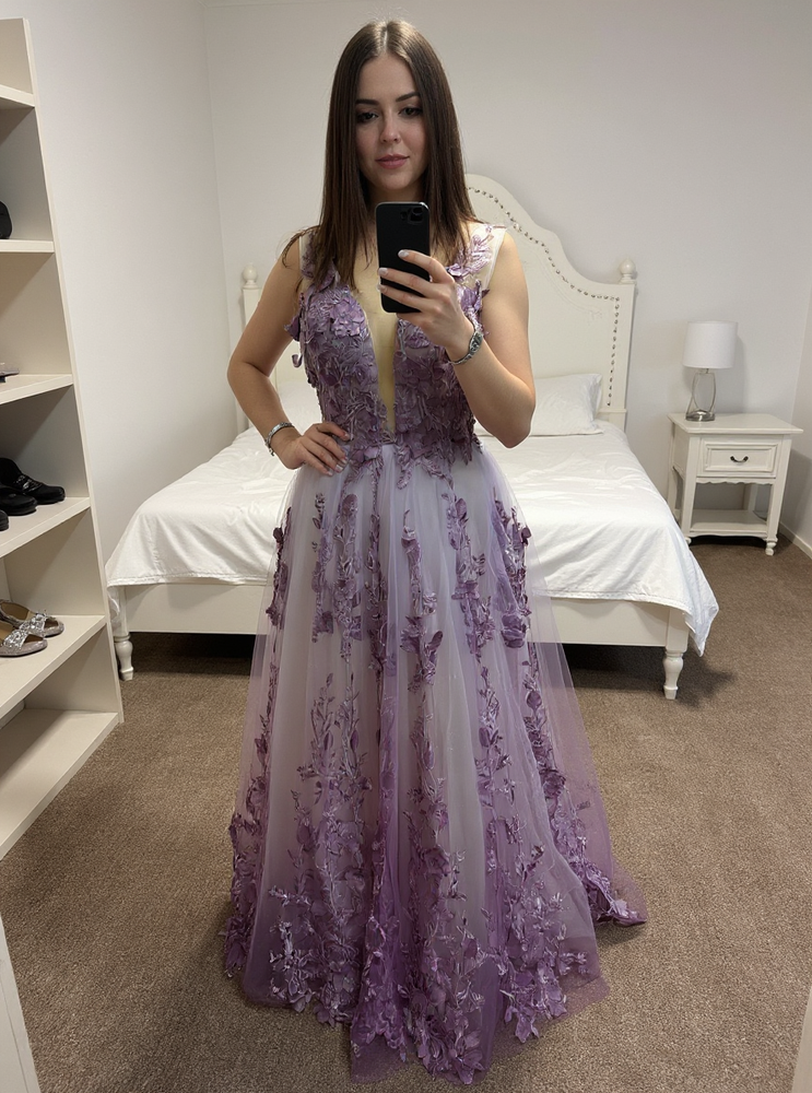 Purple V-neck Sleeveless Long Evening Dresses with Floral Applique
