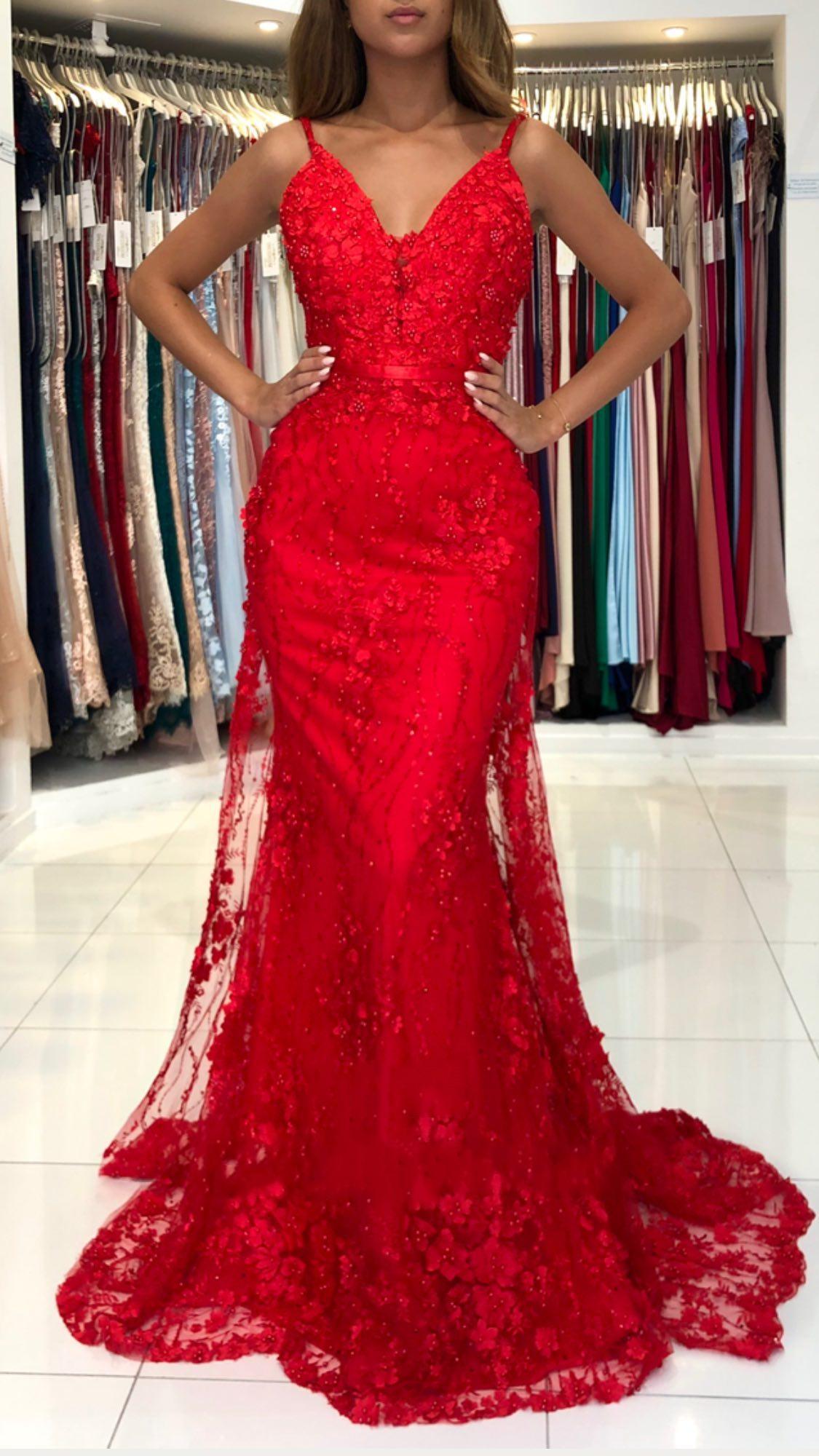 Load image into Gallery viewer, Red Long Mermaid V-neck Spaghetti Straps Backless Lace Prom Dress-BIZTUNNEL
