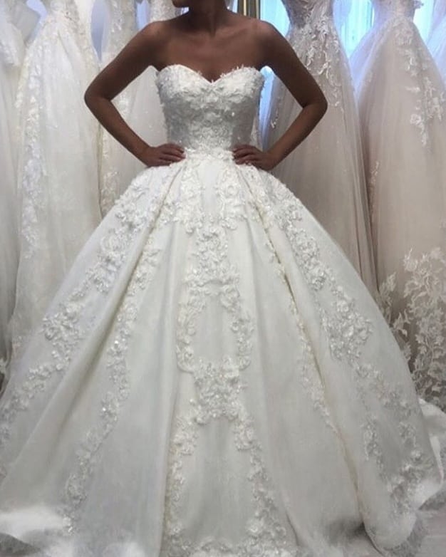 Charger l&amp;#39;image dans la galerie, Romantic Long Ball Gowns Sweetheart Wedding Dress With 3D Floral Appliques Lace-BIZTUNNEL

