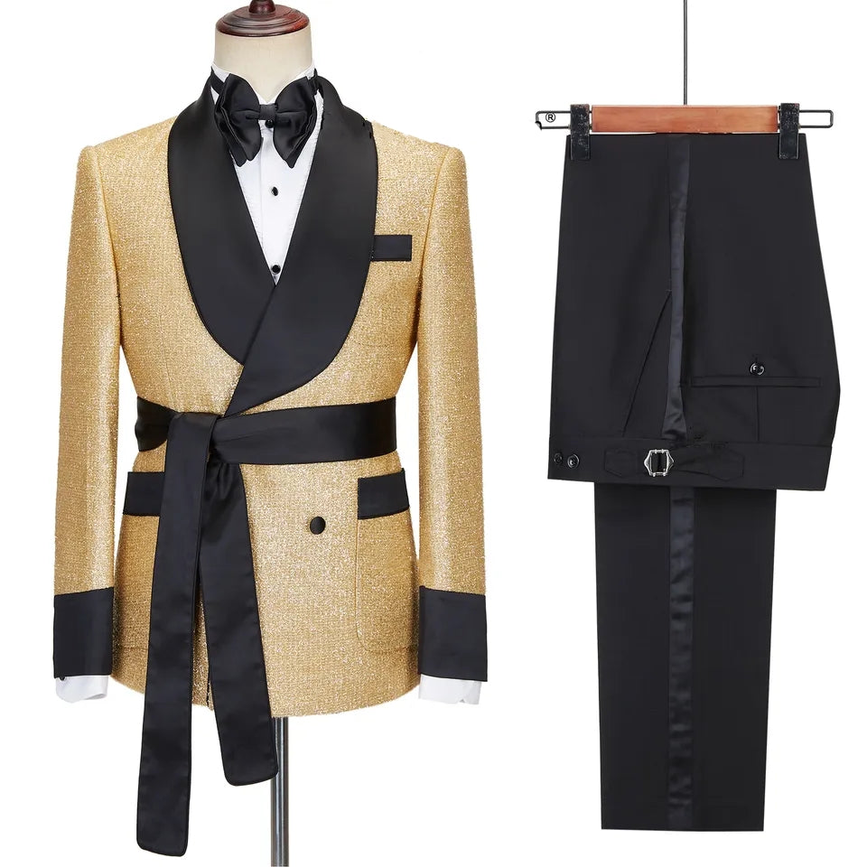 
                  
                    Saxon Modern Gold Shawl Lapel Double Breasted Wedding Suits
                  
                