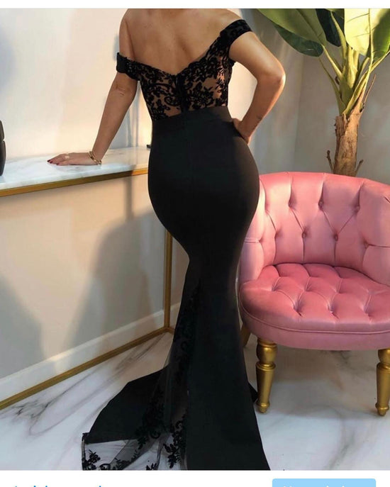 Load image into Gallery viewer, Sexy Mermaid Off-the-shoulder Backless Long Prom Dress with Appliques Lace-BIZTUNNEL

