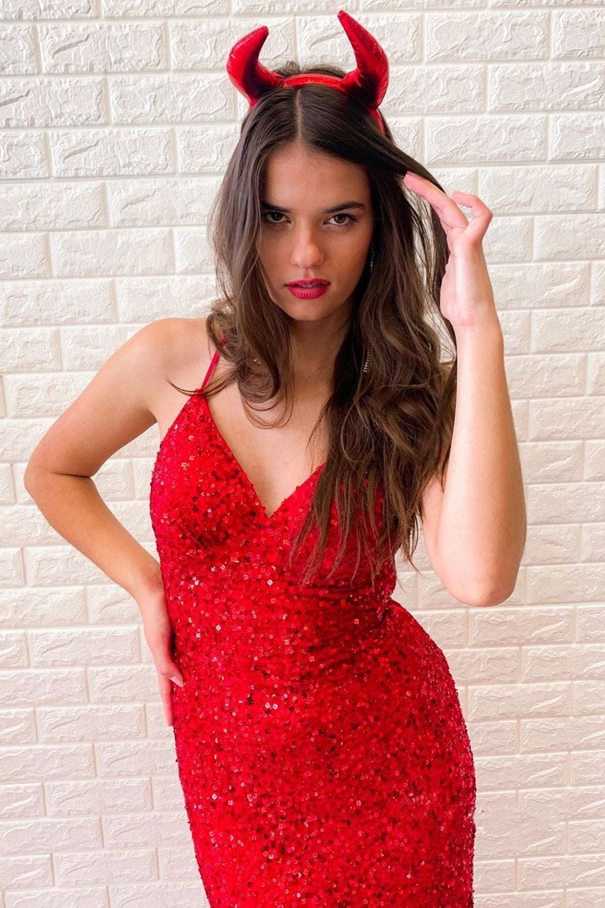 Shiny Red Long Mermaid V-neck Sequined Backless Formal Prom Dresses-BIZTUNNEL