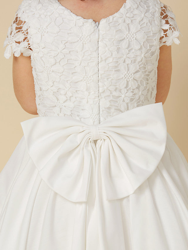 Short A-Line Lace Scoop Neck Wedding First Communion Flower Girl Dresses with Sleeves Short A-Line Lace Scoop Neck Wedding First Communion Flower Girl Dresses with Sleeves