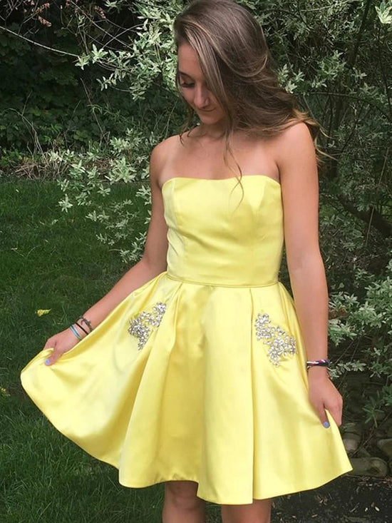Carregar imagem no visualizador da galeria, Short Yellow A-line Strapless Satin Prom Homecoming Dresses with Beading-BIZTUNNEL
