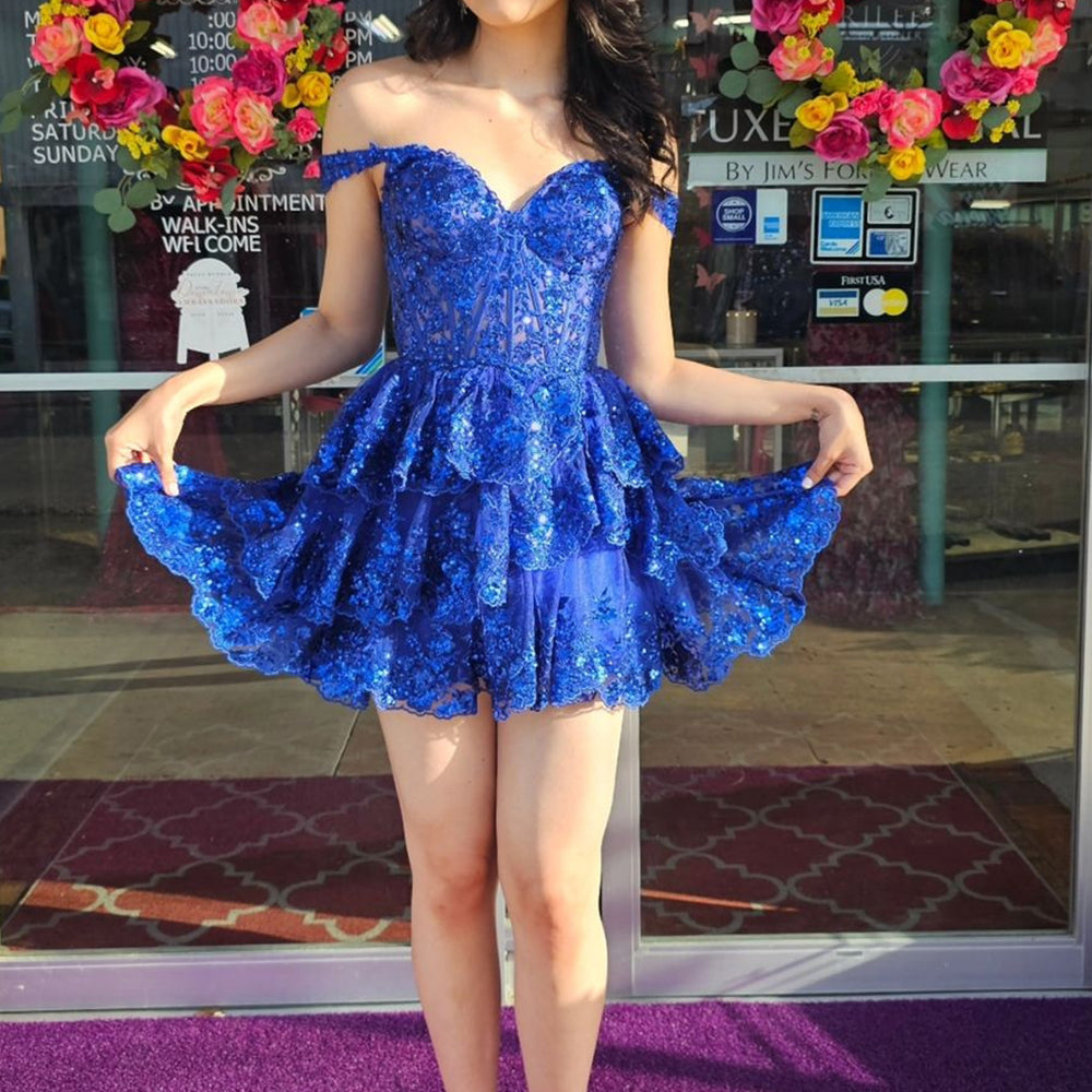 
                  
                    Sparkly A-Line Black Tiered Short Homecoming Prom Dress with Lace 
                  
                