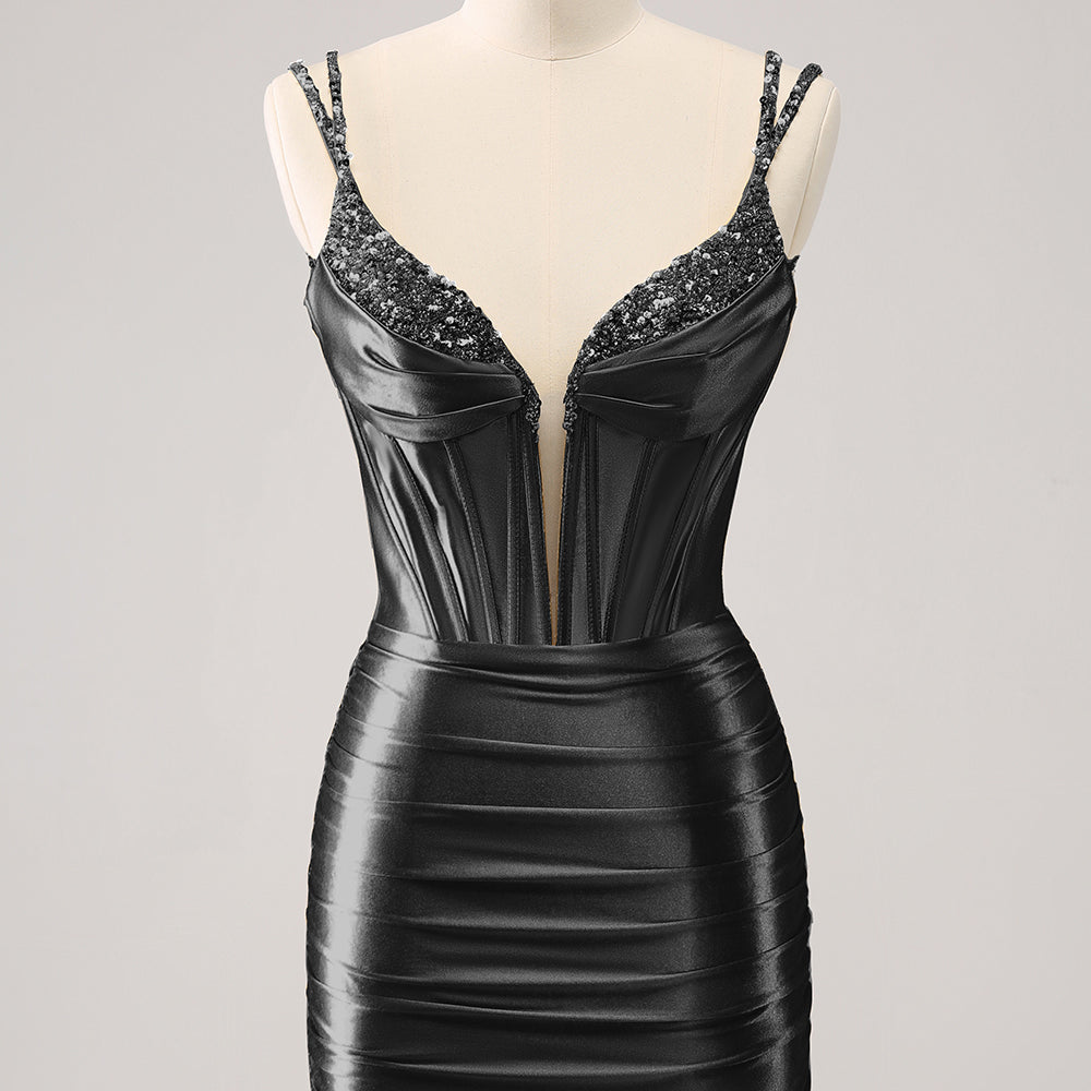 
                  
                    Sparkly Black Spaghetti Straps Tight Corset Homecoming Dress with Sequins 
                  
                