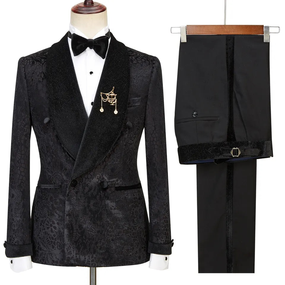 
                  
                    Ternence Bespoke Black Jacquard Double Breasted Wedding Suits With Velvet Shawl Lapel
                  
                
