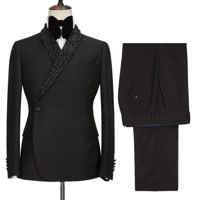 
                  
                    Troy Bespoke Black Two Pieces Wedding Suits With Sequins Shawl Lapel
                  
                