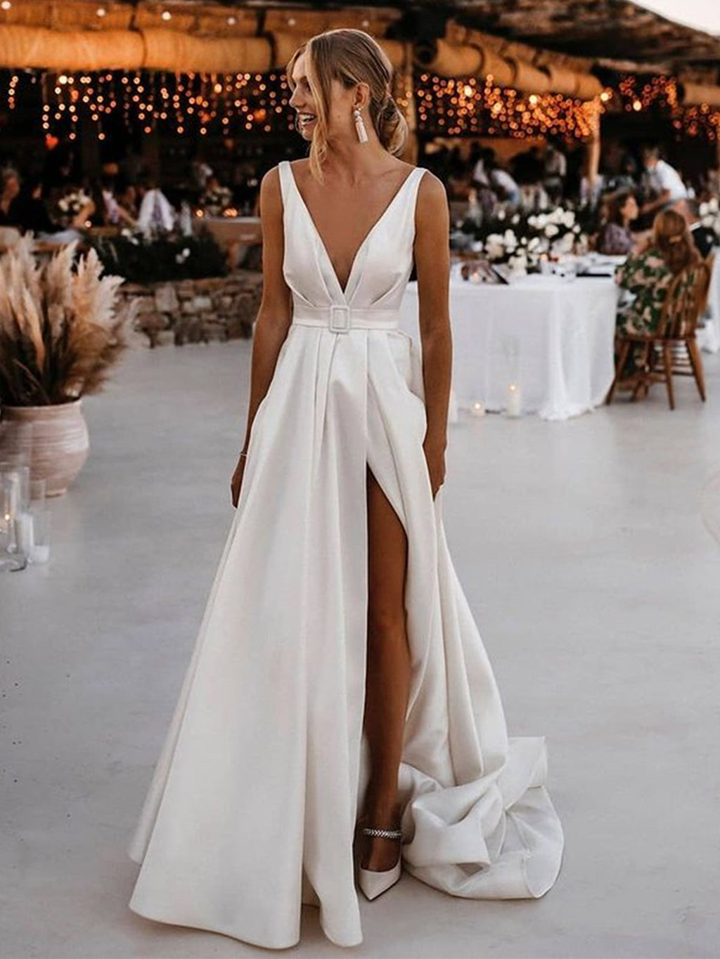 White Lace Wedding Dress V-Neck A-Line Wedding Dress Short Sleeves Backless  Bridal Gowns – Dbrbridal