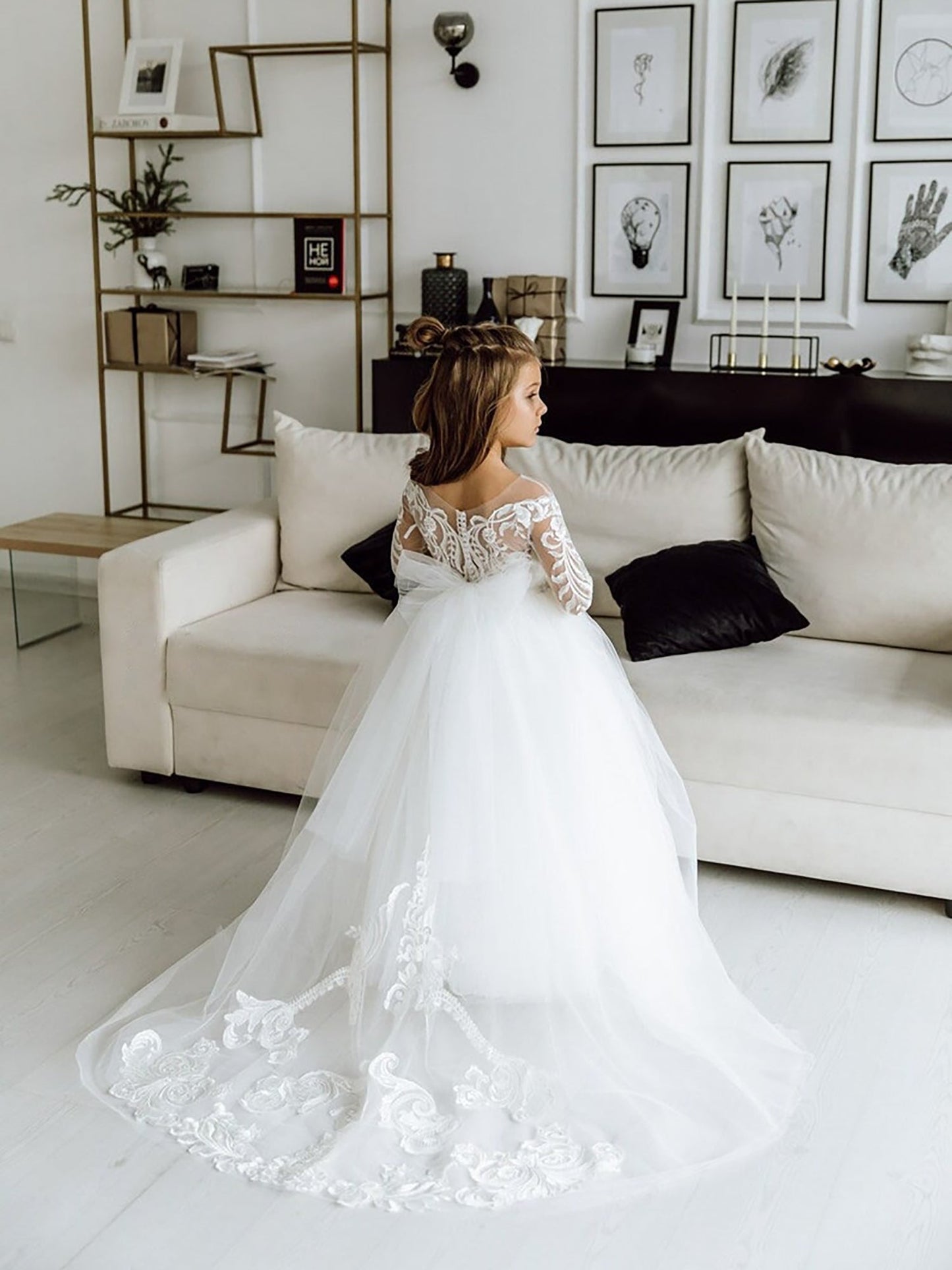 Charger l&amp;#39;image dans la galerie, White Long Sleeves Ball Gown Tulle Lace Flower Girl Dress with Bow-BIZTUNNEL
