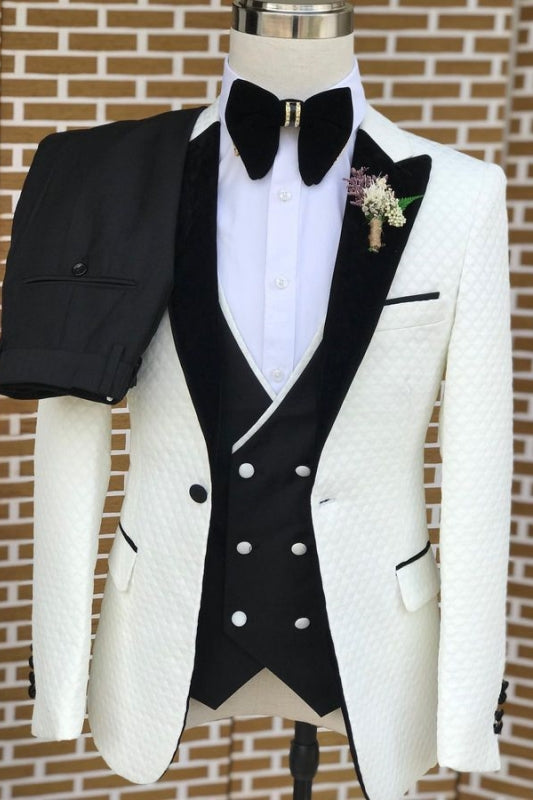 Chapman White Peaked Lapel Three Pieces Slim Fit Jacquard Prom Suits