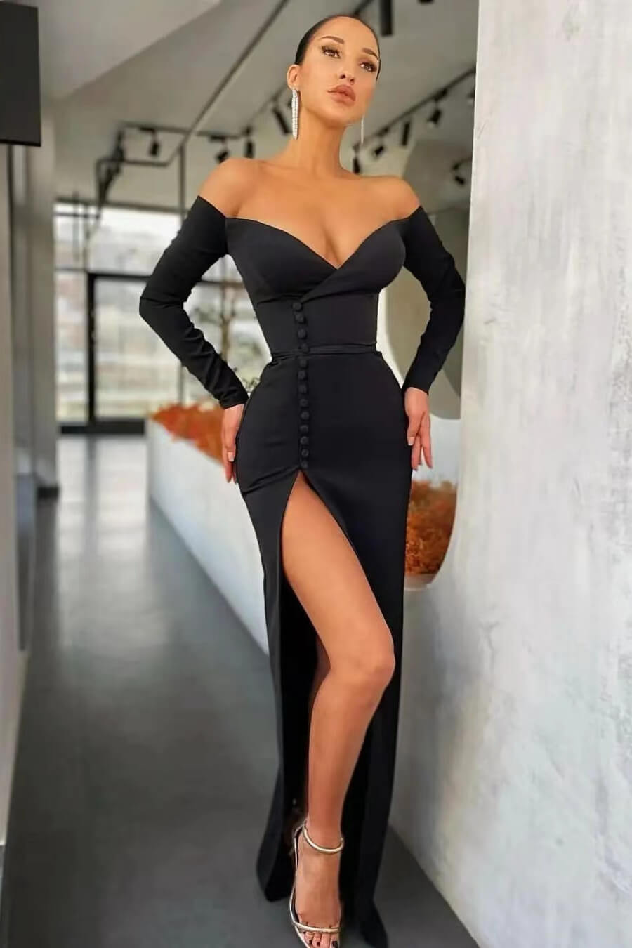Off-The-Shoulder Black Sweetheart Mermaid Long Sleeves Evening Dress With Front Split